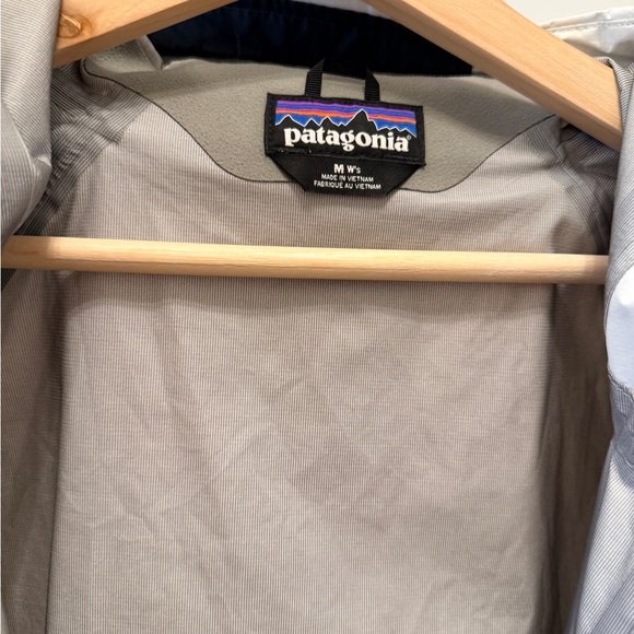 Patagonia Torrentshell 3L Jacket - Picture 6 of 13